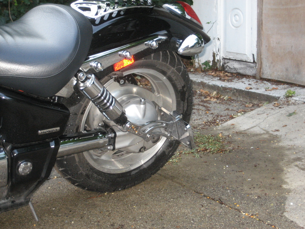 Honda vtx1800c front tire size